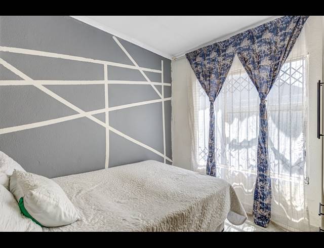 3 BEDROOM FREEHOLD FOR SALE IN COSMO CITY